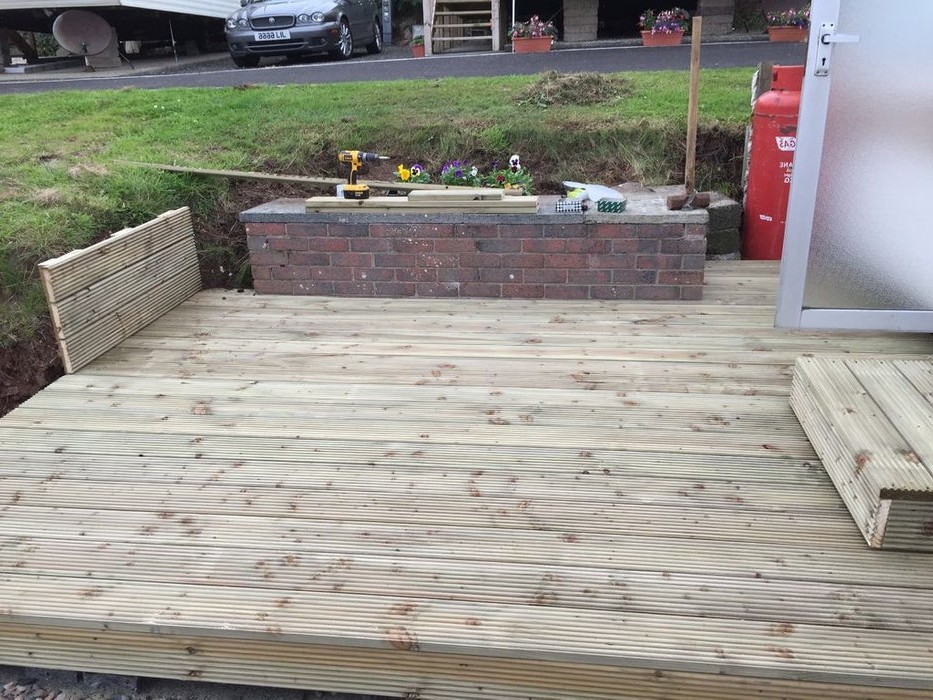 Терраса из поддонов - фото 8