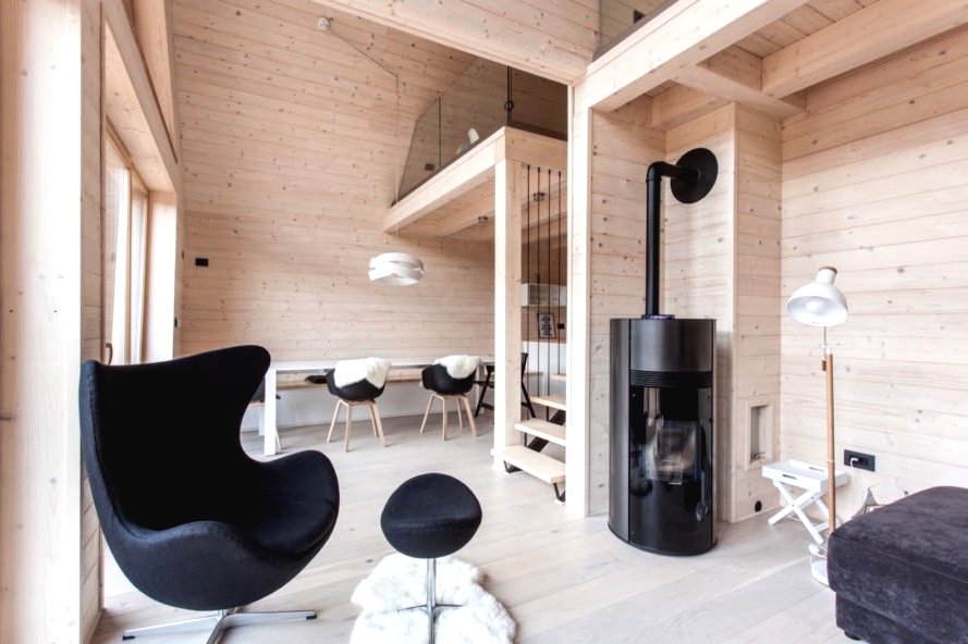 Необычный дом в лесу - фото 8