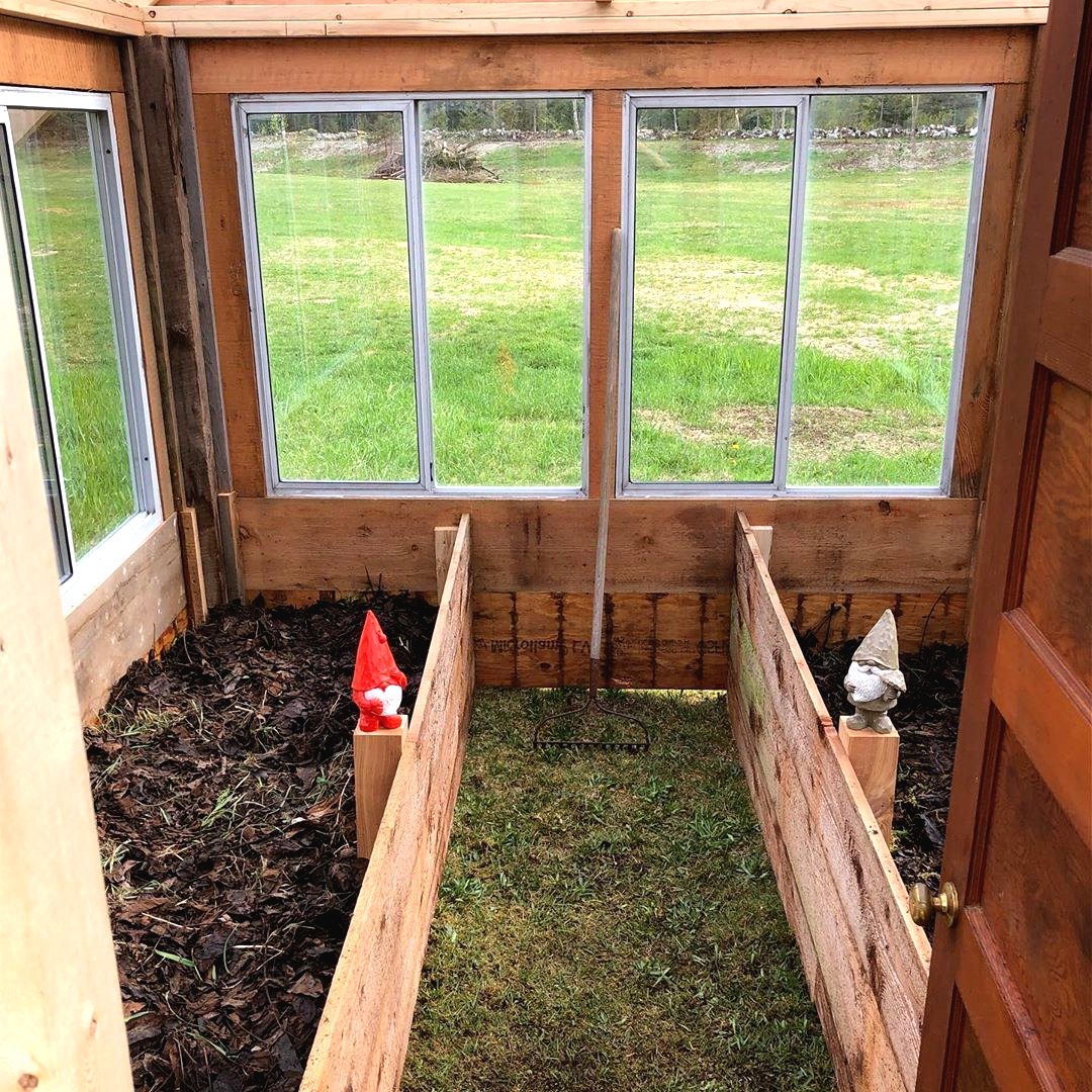 Теплица из дерева и поликарбонатв - фото 2