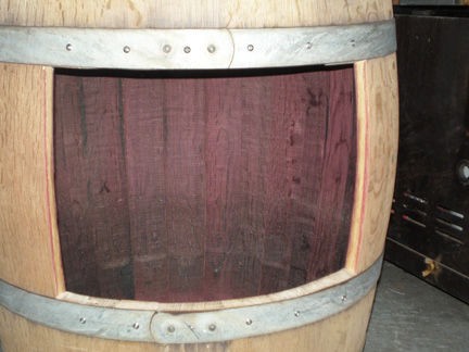 Из деревянной бочки раковина - фото 7