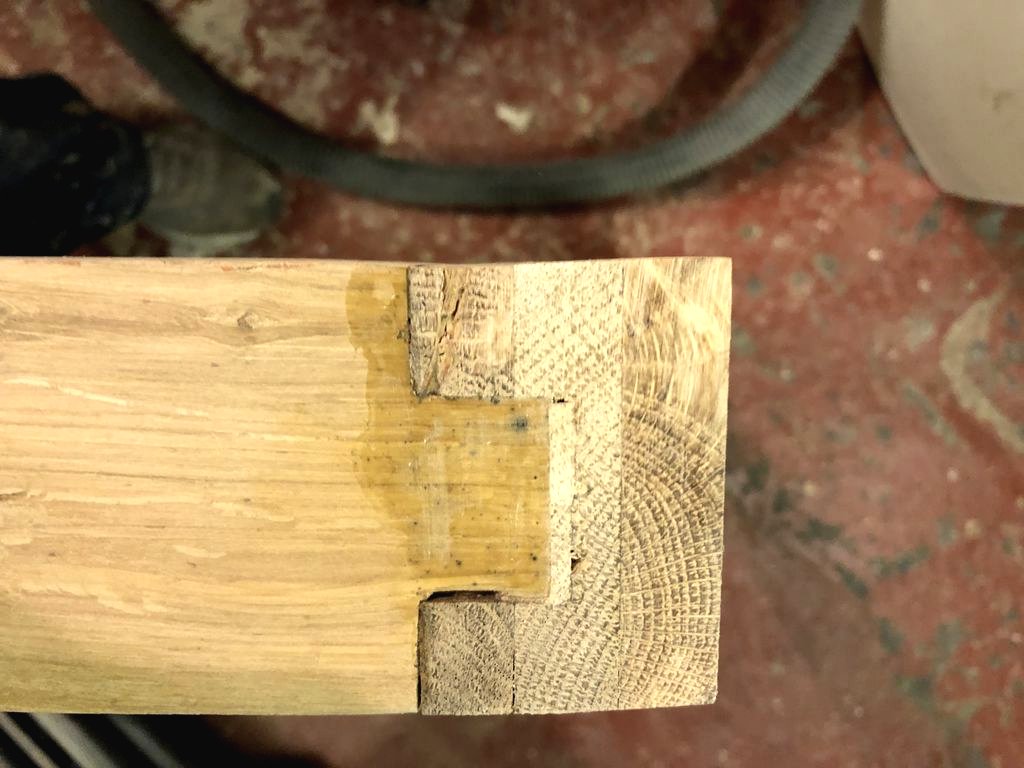 Интересный стол из дуба - фото 10