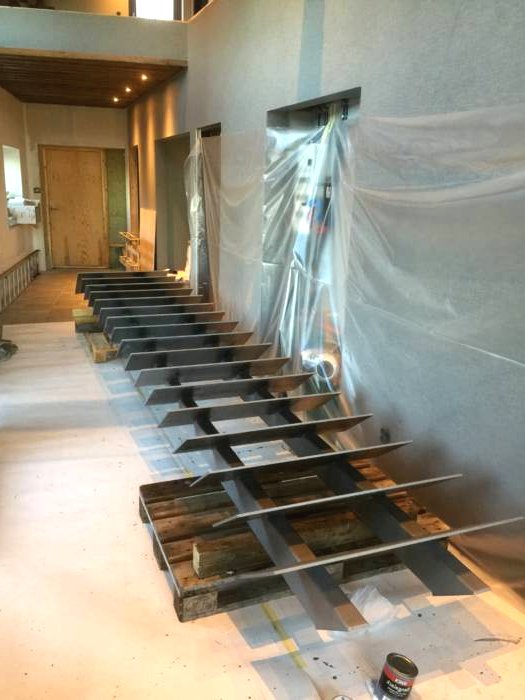 Необычный дом с видом на озеро - фото 31