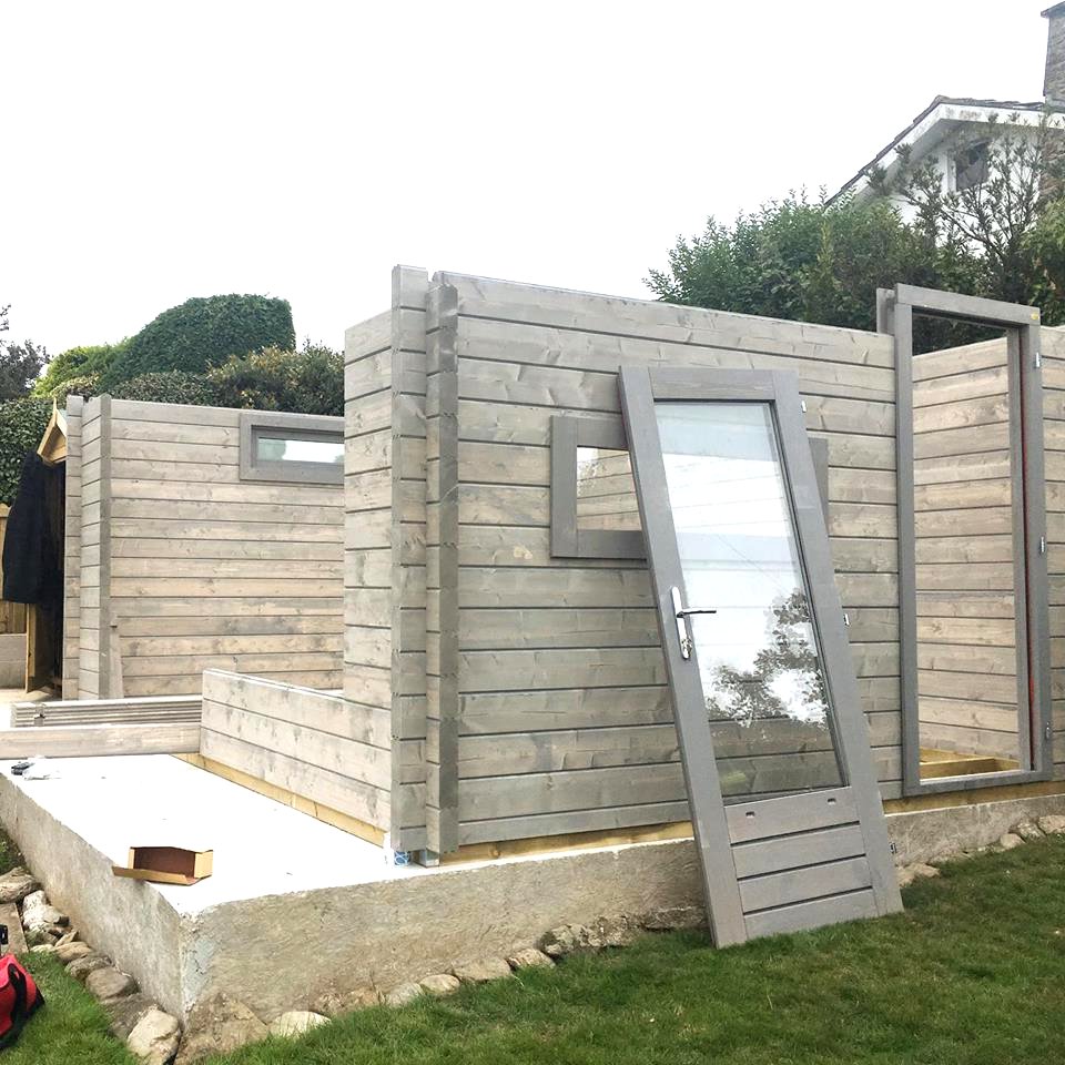 Интересный дом из соснового дерева - фото 4