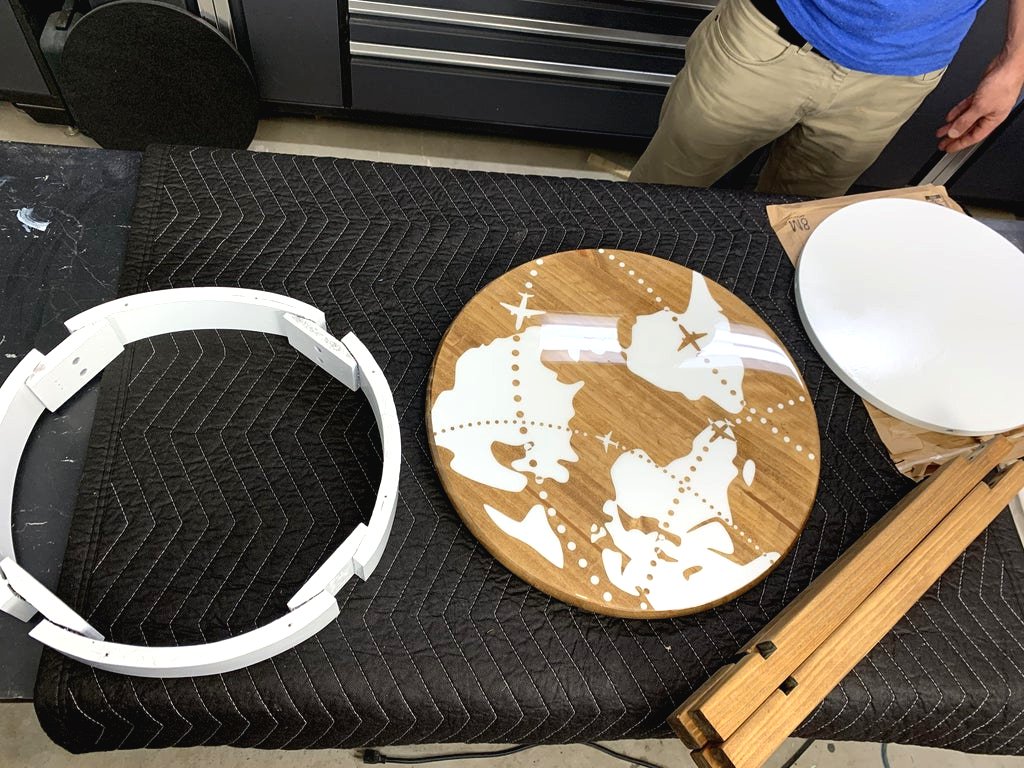 Стол из дерева и эпоксидной смолы своими руками - фото 21