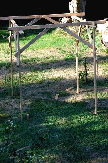 Пергола из железных профилей - фото 10