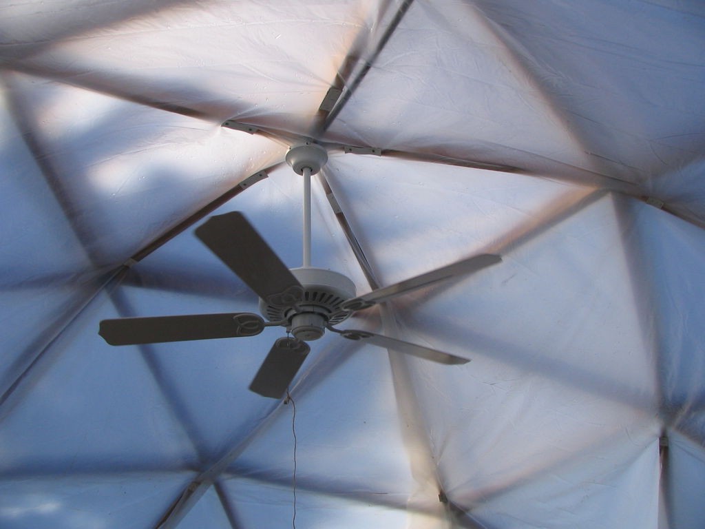 Купольная теплица - фото 16