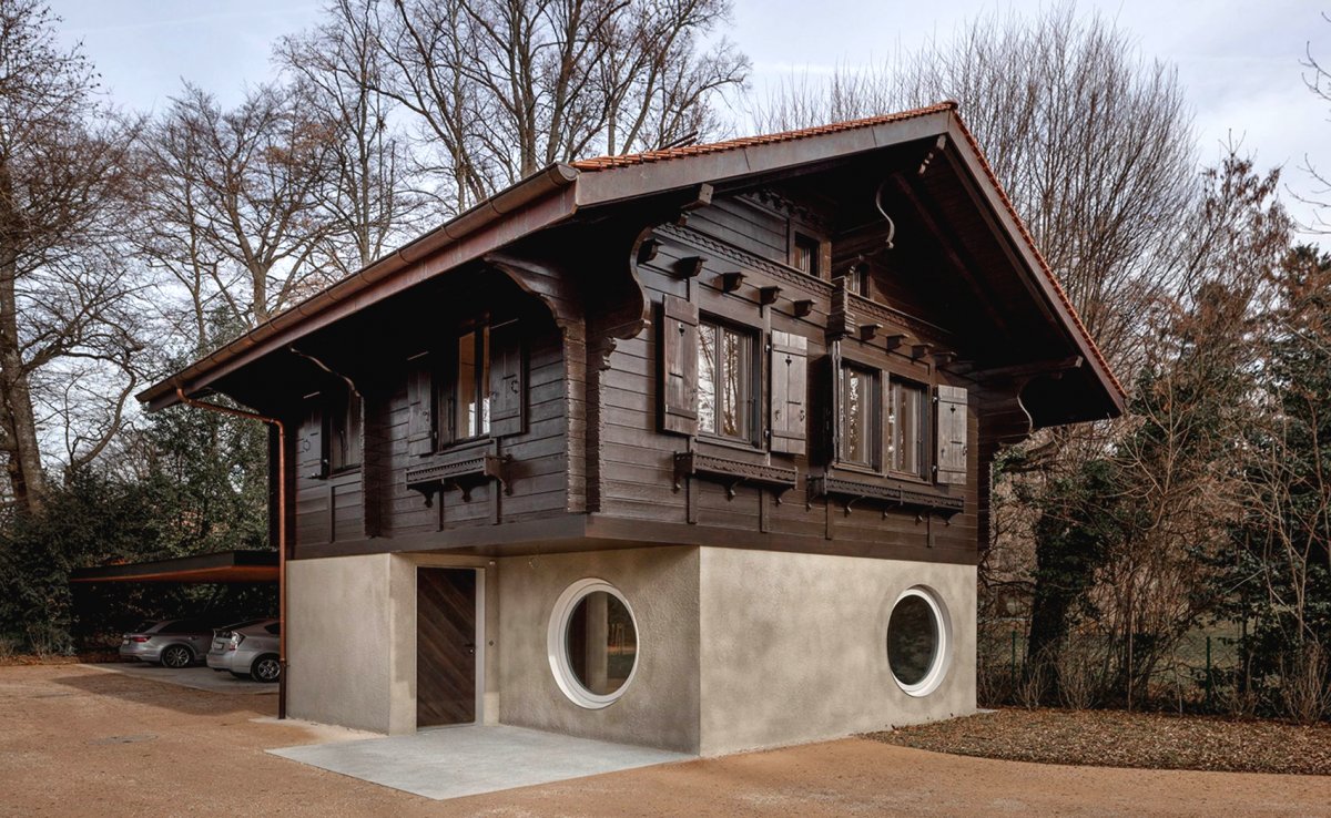 Двухэтажный дом из гаража - фото