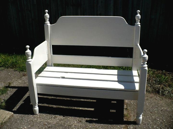 Интересная скамья из старой кровати - фото 8