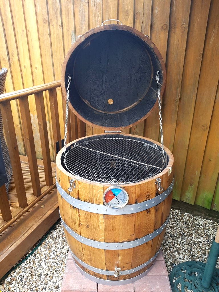 Необычный гриль из винной бочки - фото 3