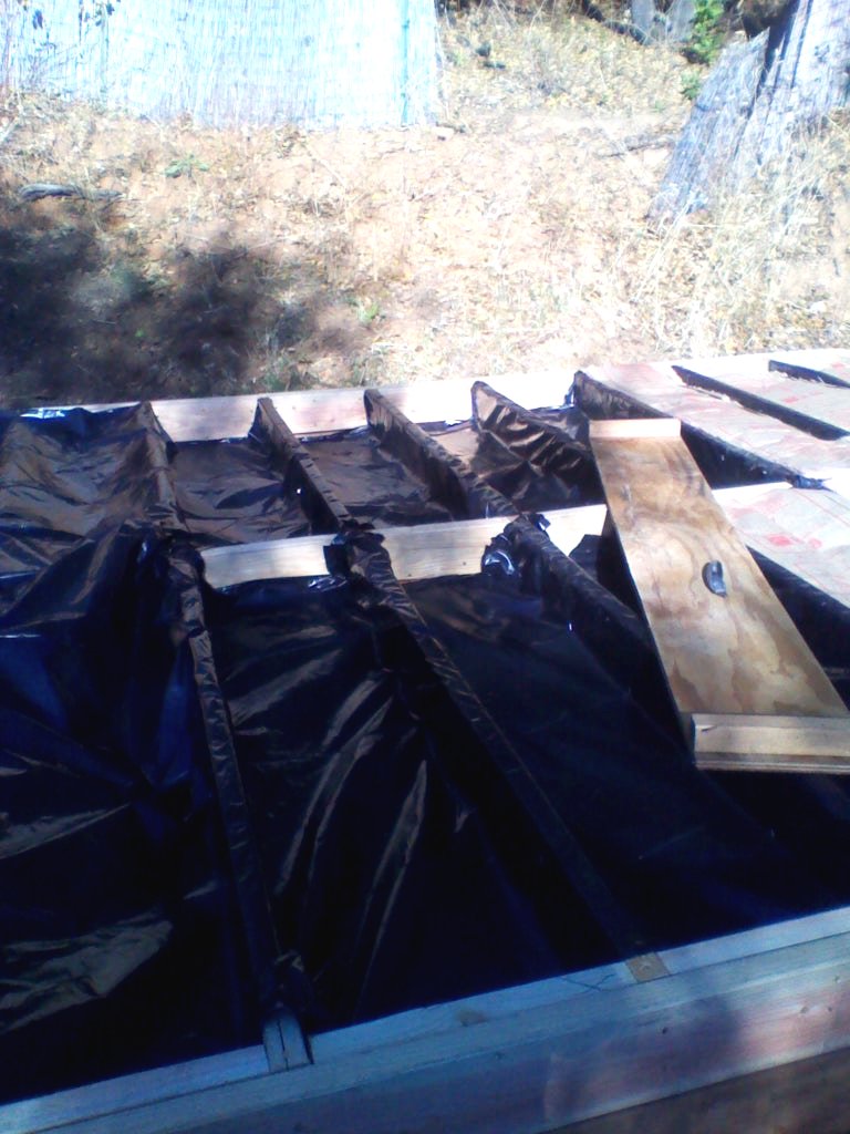 Небольшой каркасный дом для дачного участка - фото 8