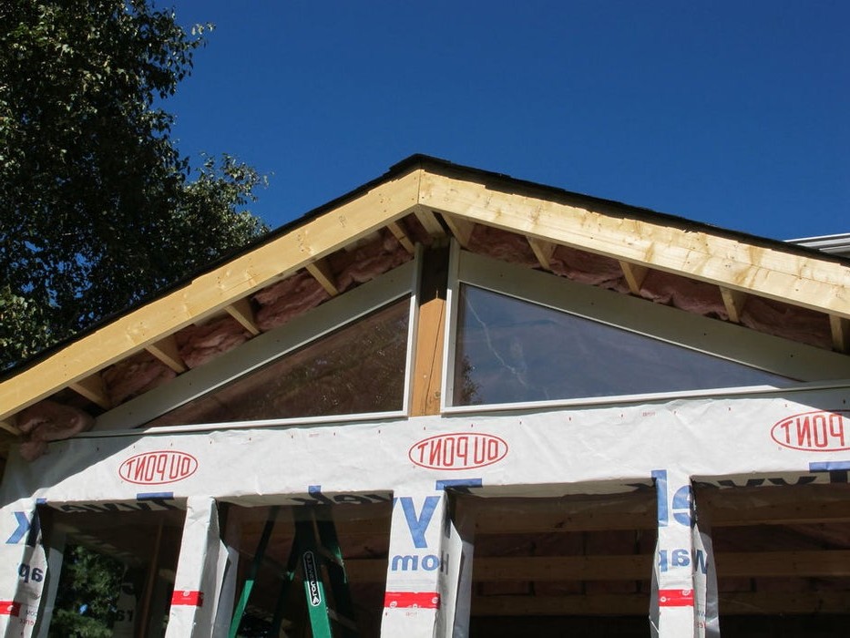 Закрытая солнечная веранда с дровяной печью - фото 23