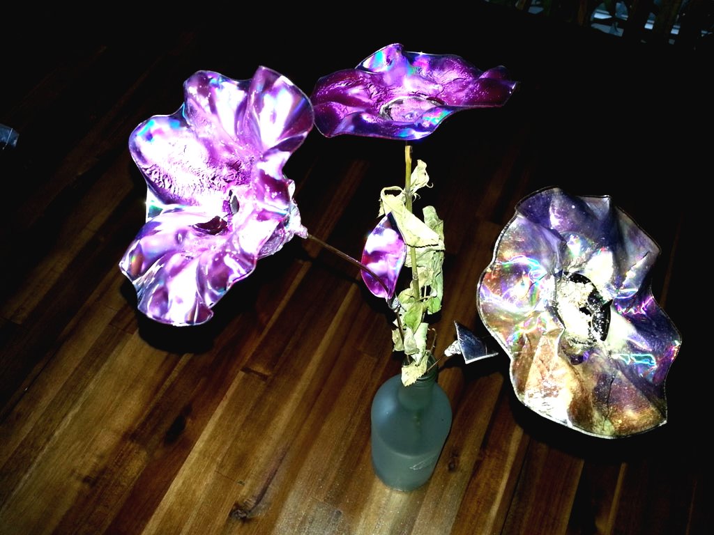 Что можно сделать из старых компьютерных дисков своими руками? - фото 2