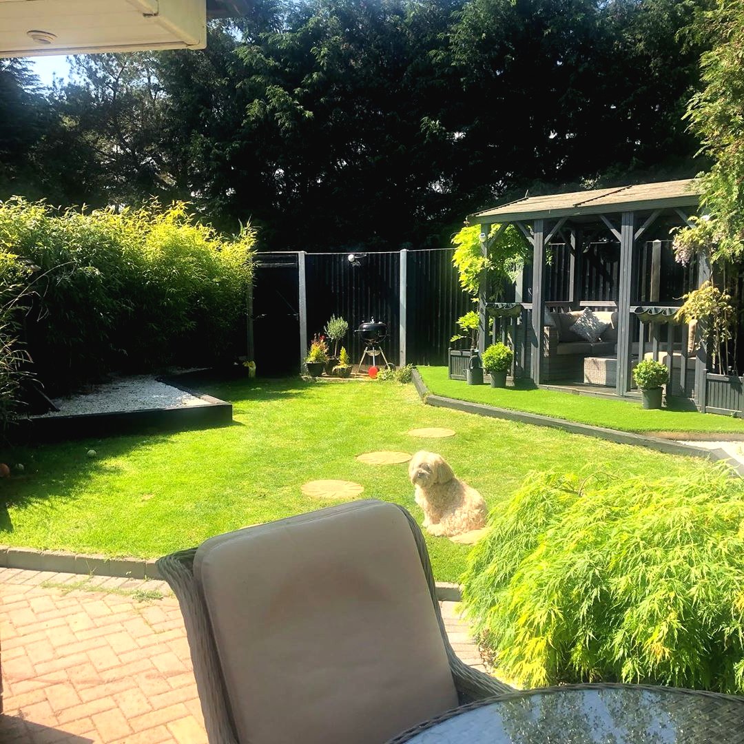 Беседка из дерева своими руками на даче - фото 2