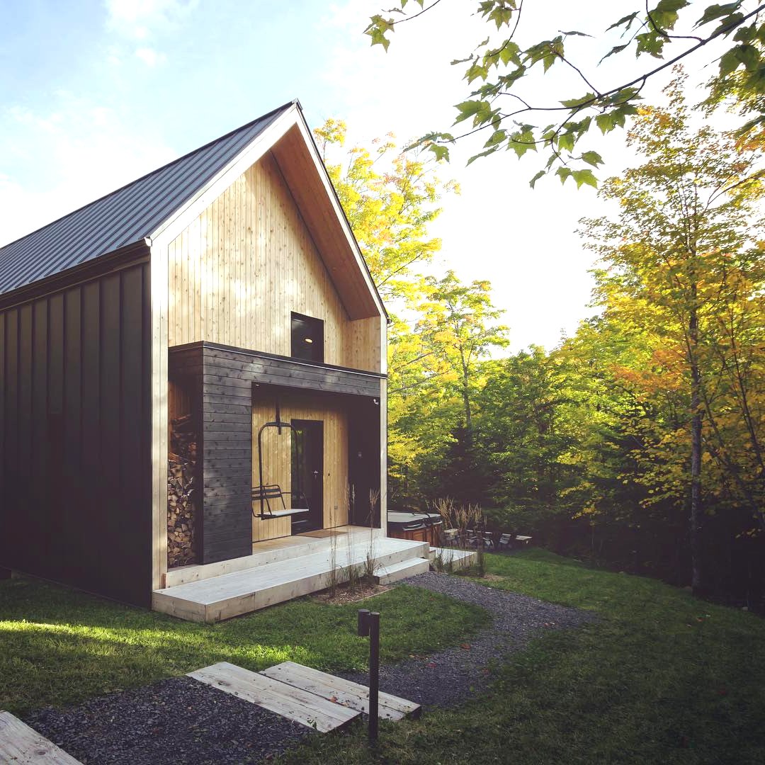 Каркасный дом с необычной террасой - фото 8