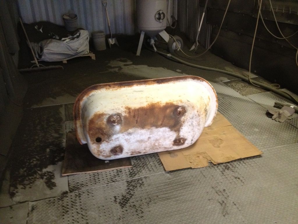 Оригинальная кушетка из старой ванны - фото 6