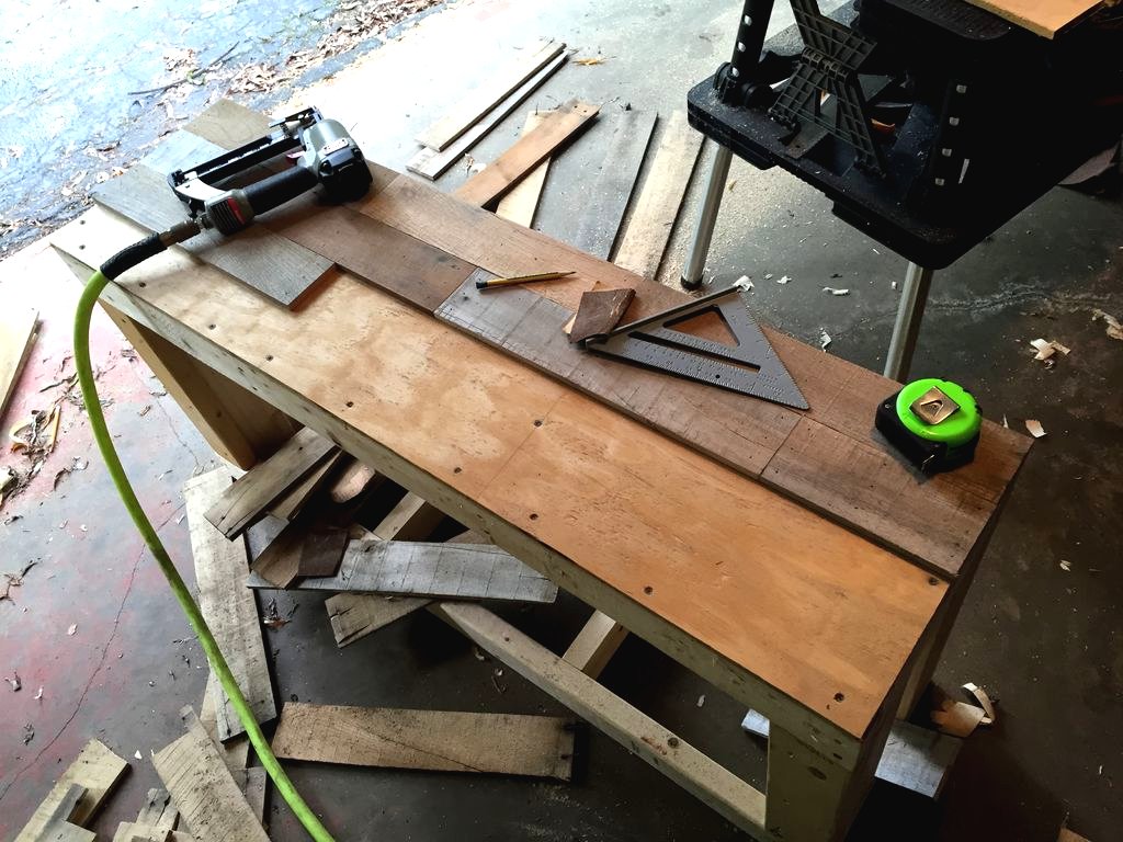 Шкаф из поддонов - фото 4