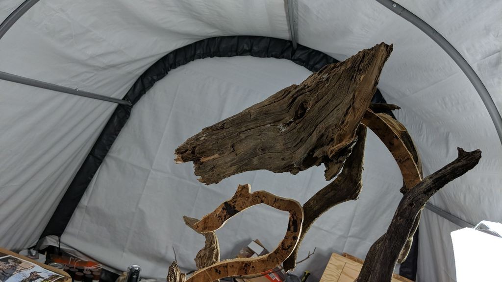 Скульптура лошади из коряг - фото 5