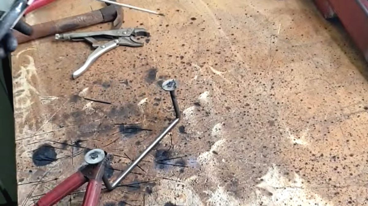 Небольшая печь с конфоркой и варочной плоскостью - фото 10