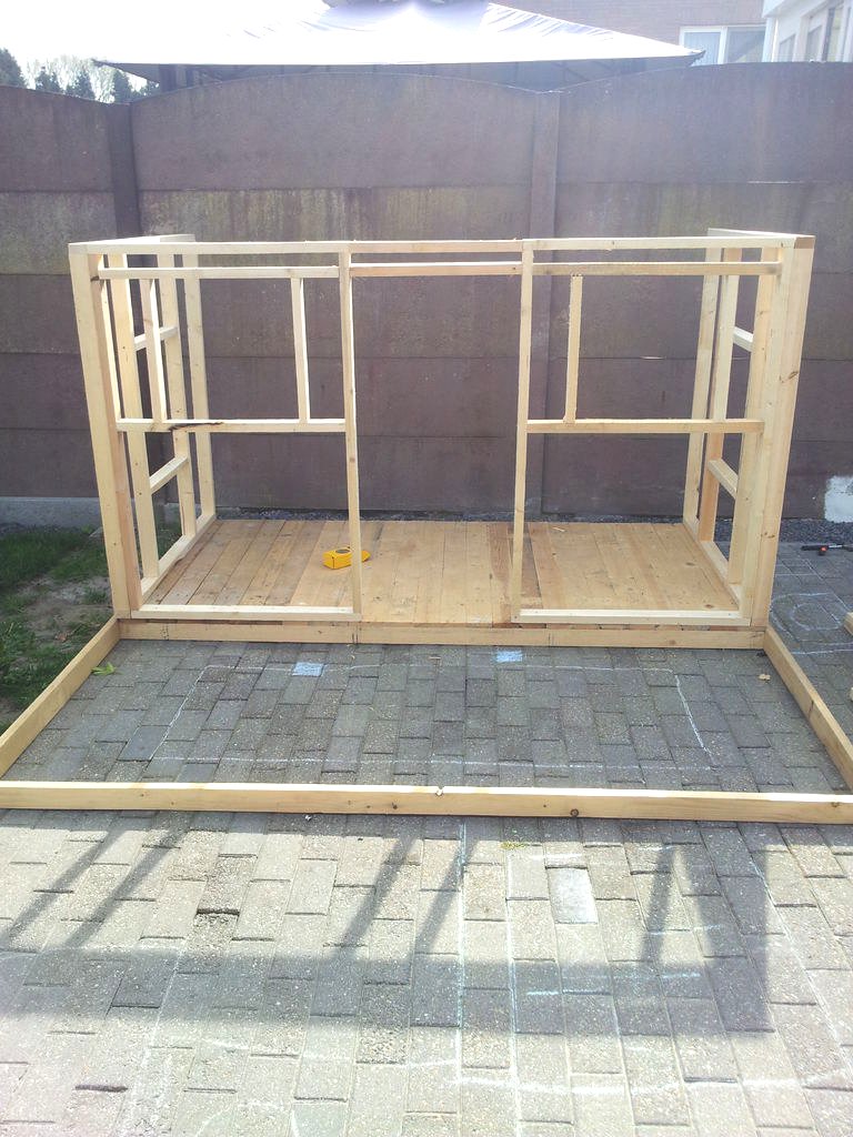 Игровой домик из поддонов - фото 5