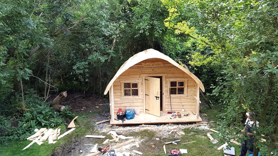 Кедровая сауна с круглой крышей - фото 2