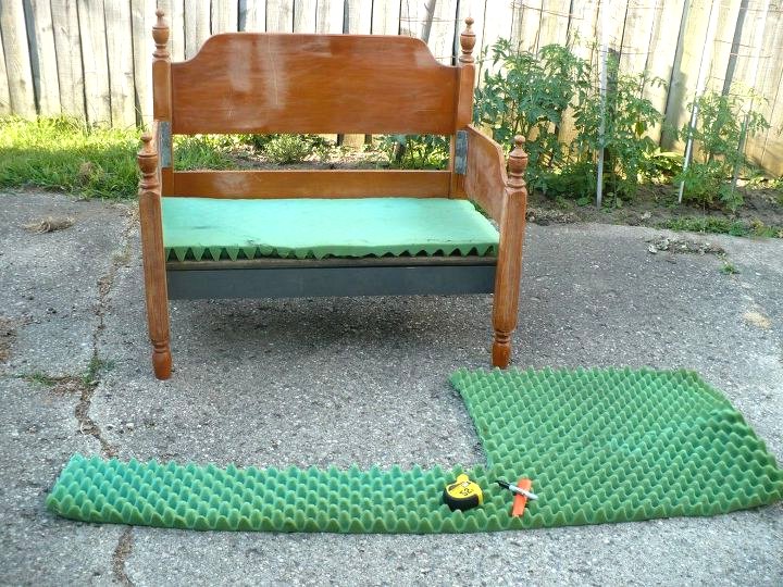 Интересная скамья из старой кровати - фото 7