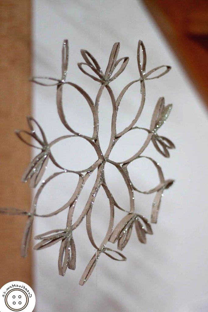 Снежинки из бумаги своими руками - фото 19