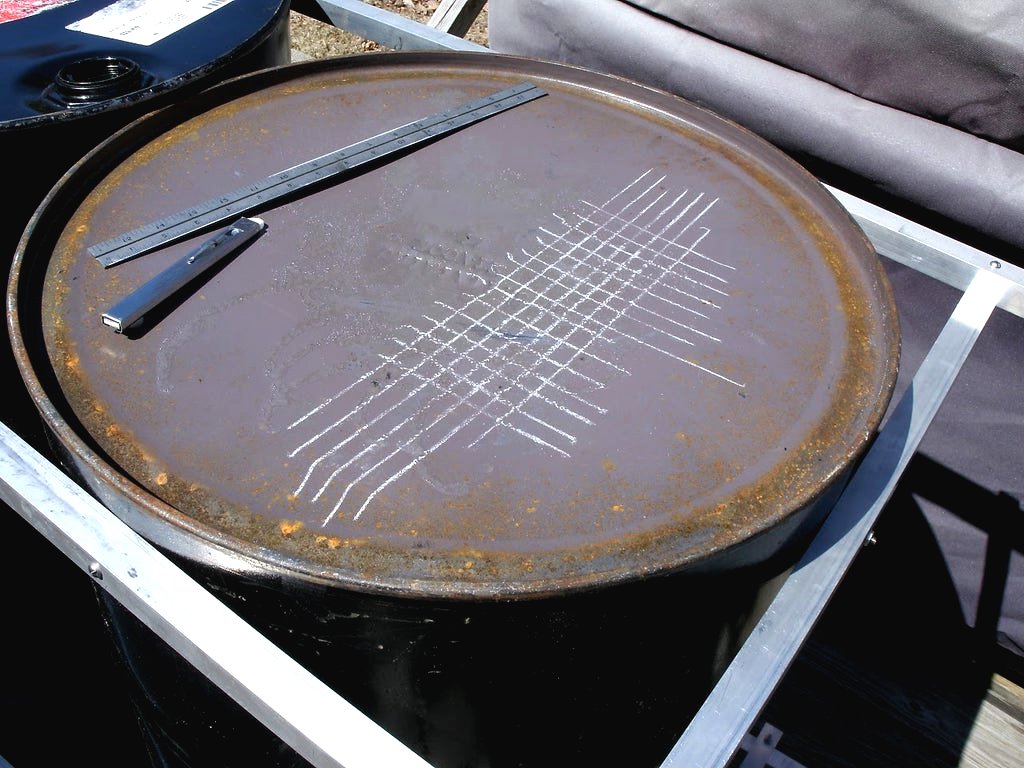 Коптильня горячего копчения своими руками из железной бочки - фото 15