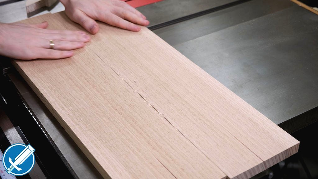 Необычный прикроватный столик - фото 5