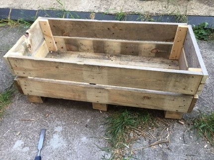 Грядка из поддонов - фото 5