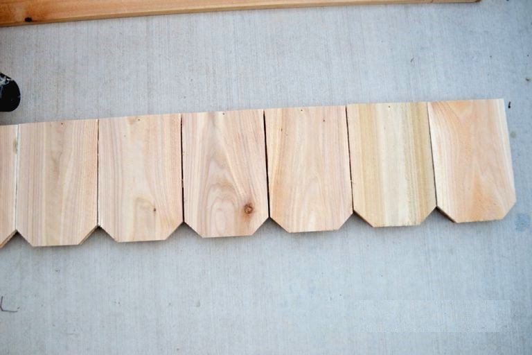 Интересные подоконные ящики для цветочных горшков. - фото 13