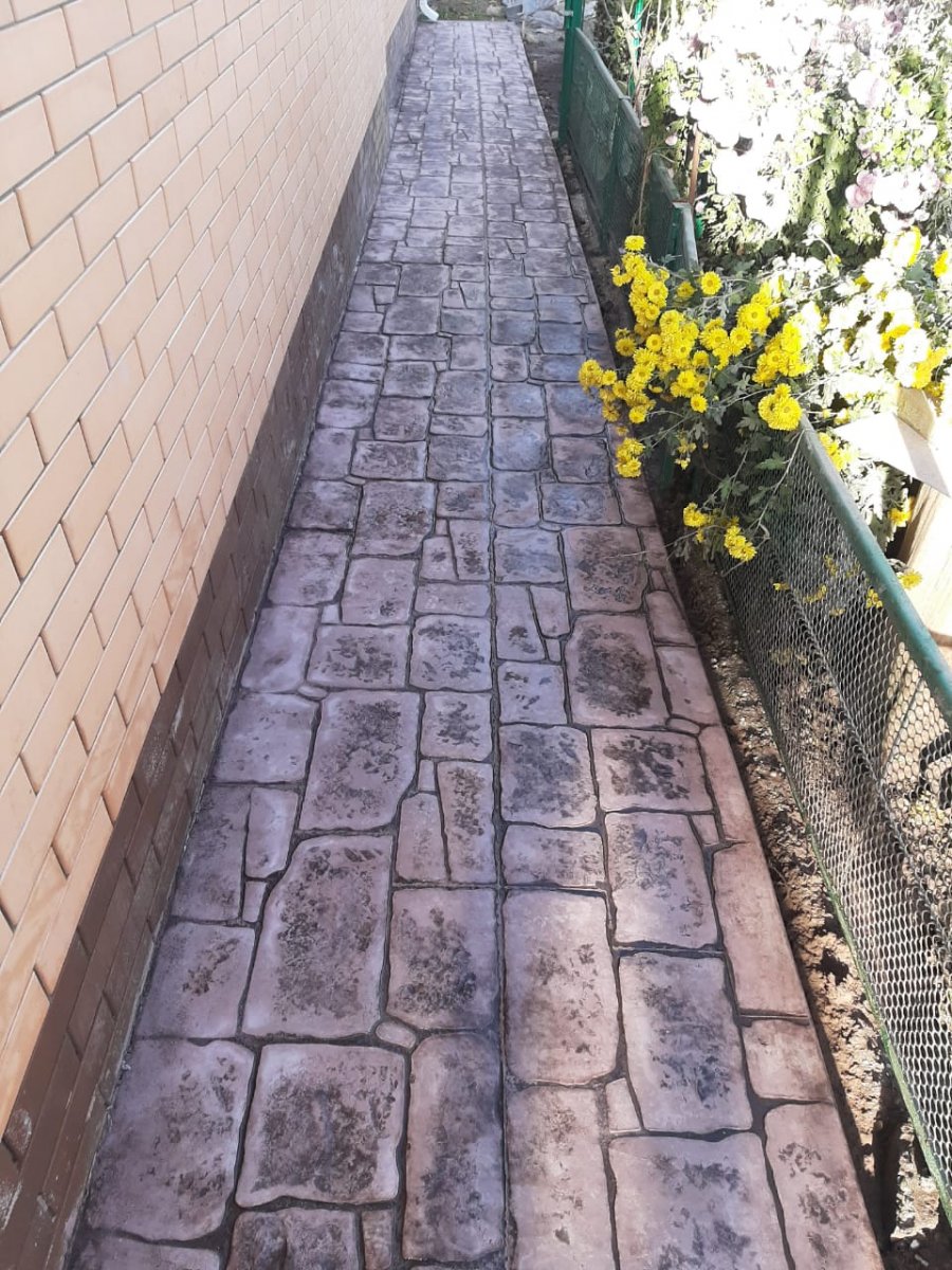 Отмостка из печатного бетона - фото 3