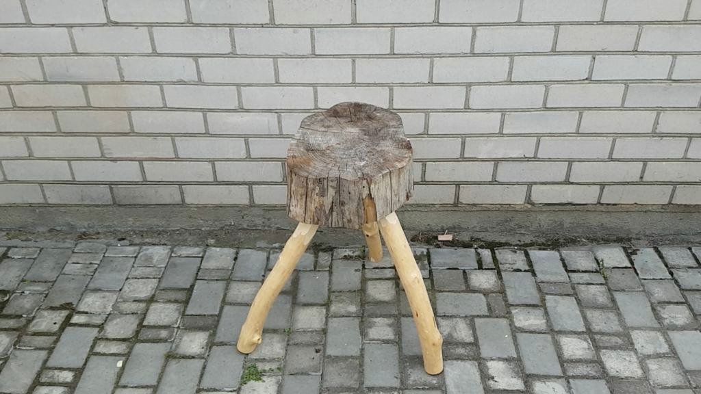 Табурет из спилов дерева - фото 9