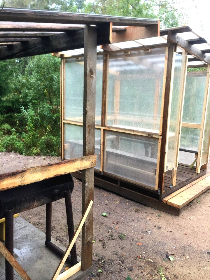 Простая беседка из поликарбоната - фото 5