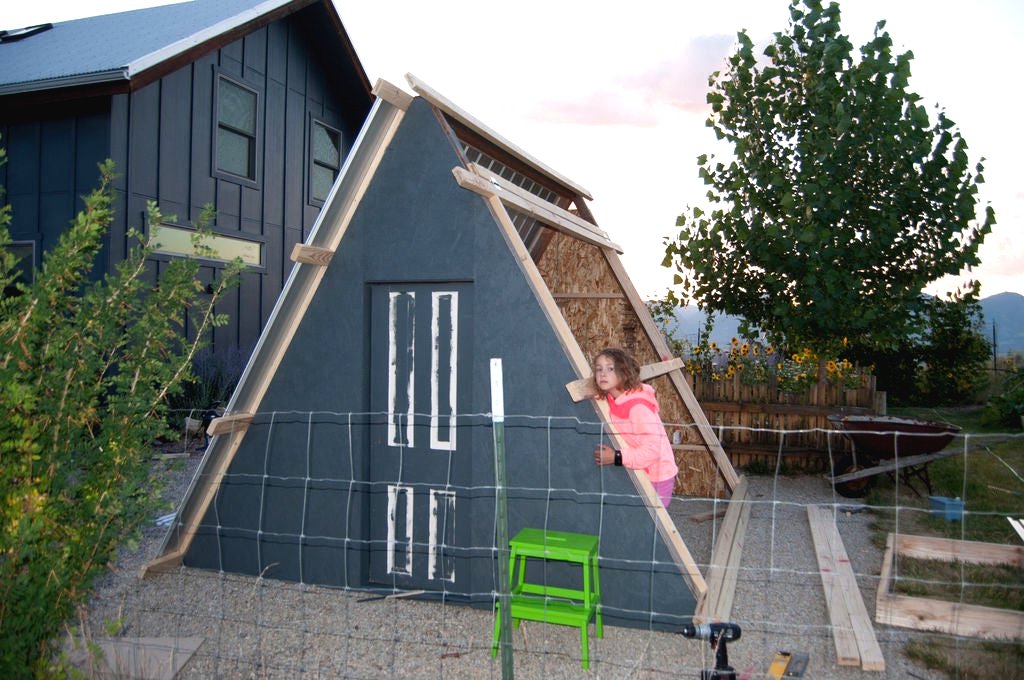 Летний домик или закрытая беседка? - фото 5