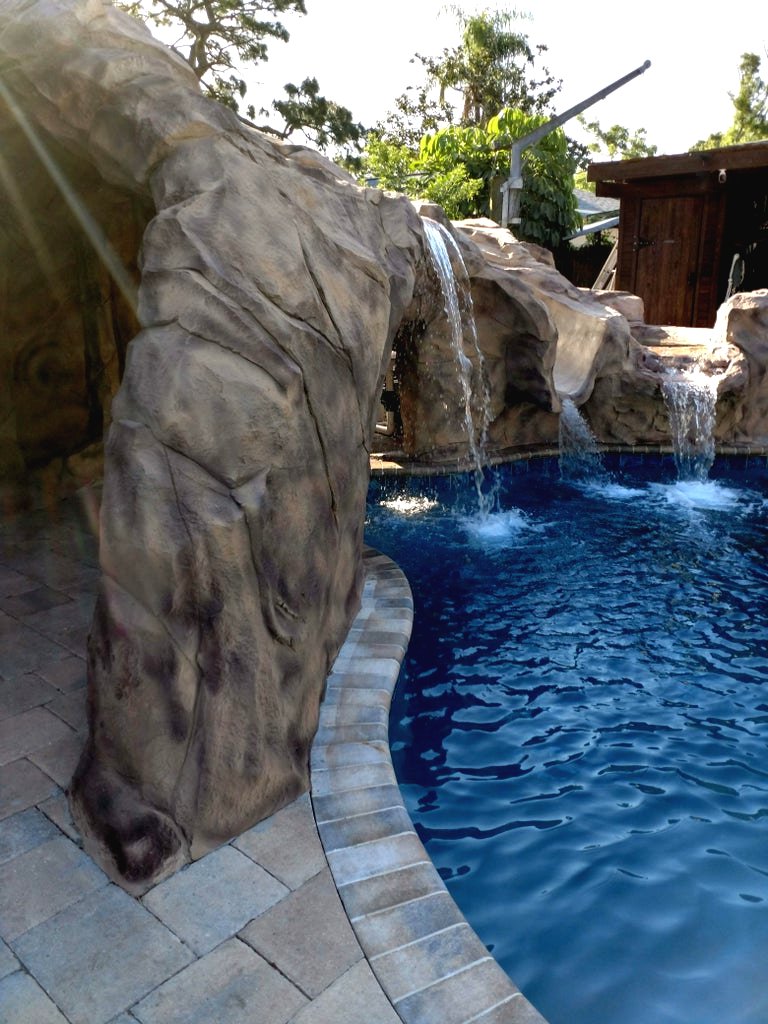 Горка своими руками для бассейна или пруда - фото 11