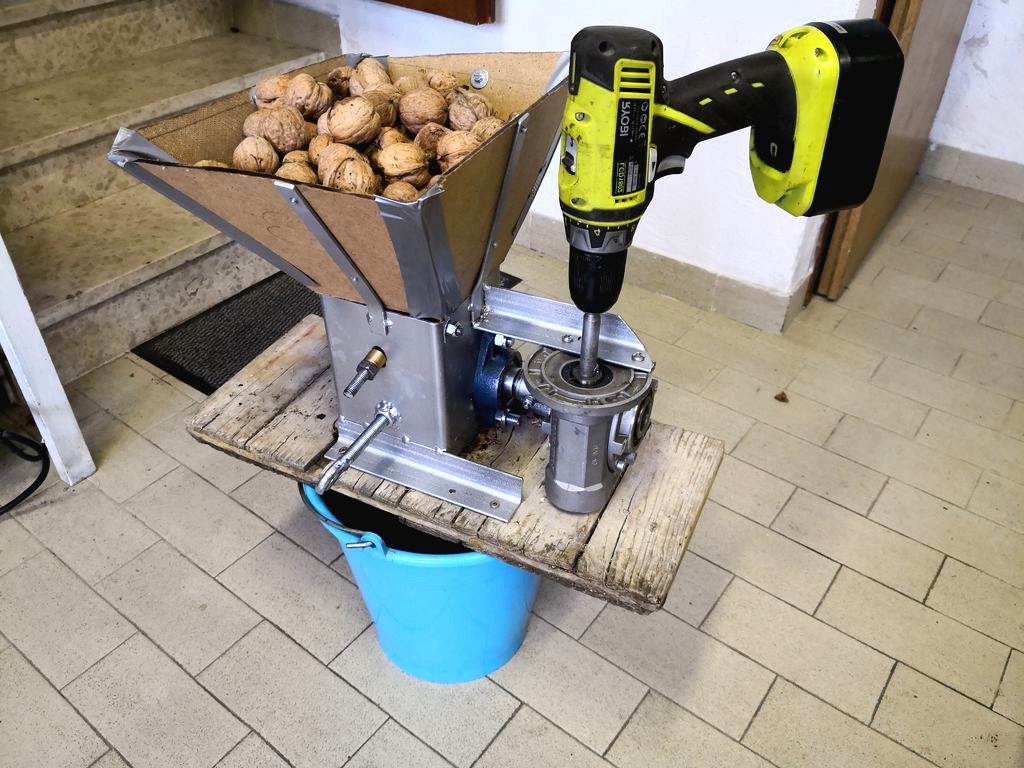 Орехоломалка - фото 2