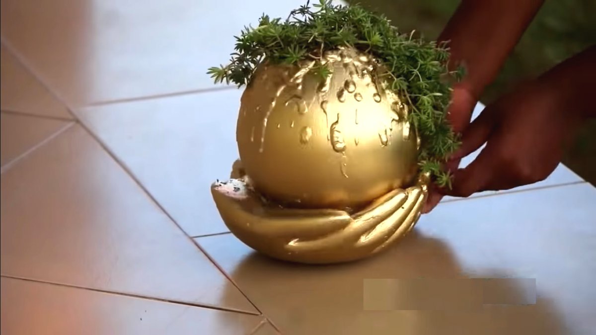 Необычный горшок из цемента - фото 2