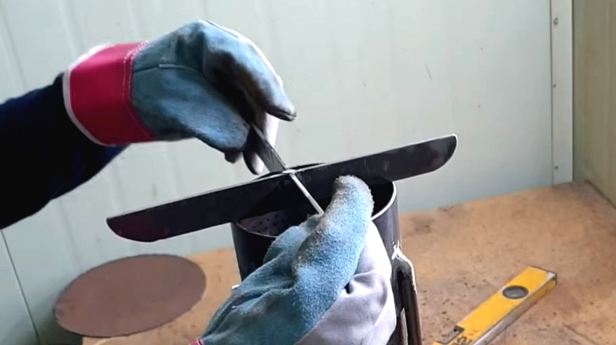 Небольшая печь с конфоркой и варочной плоскостью - фото 18