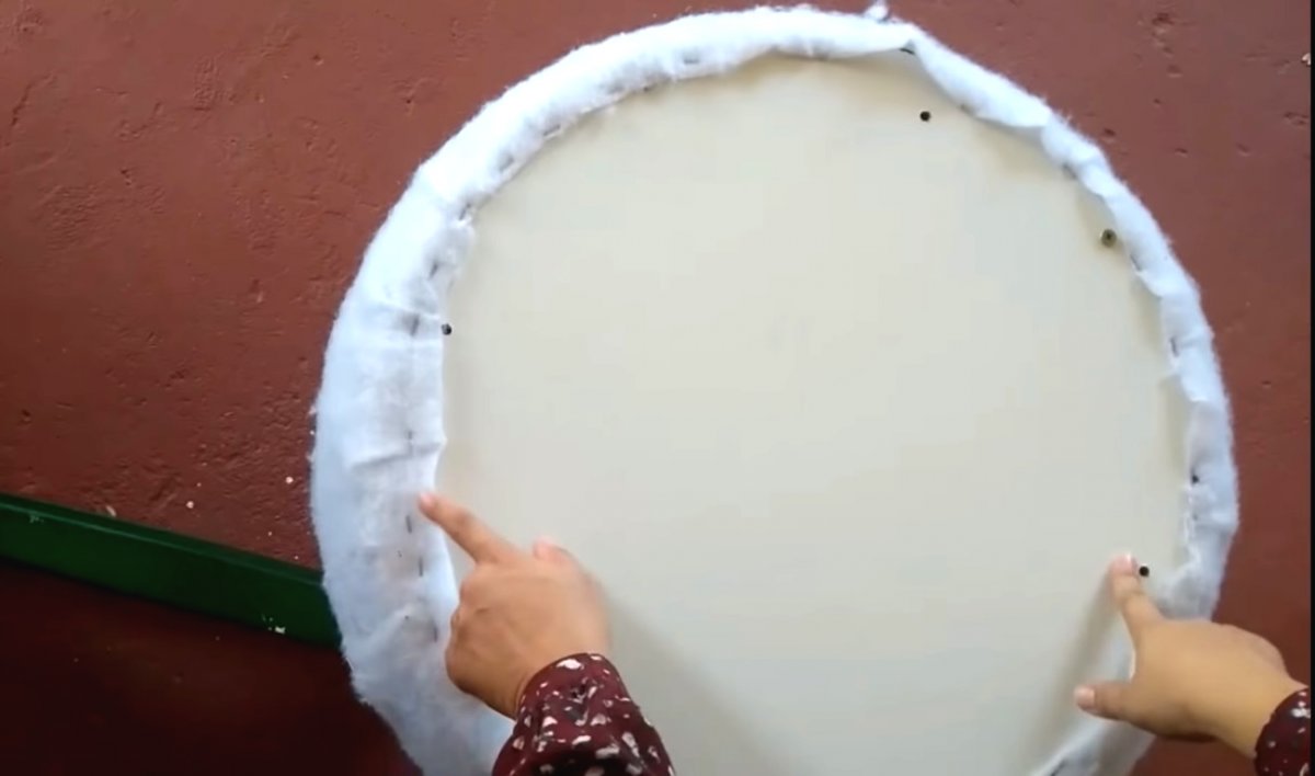 Оригинальный пуф из автопокрышки - фото 5