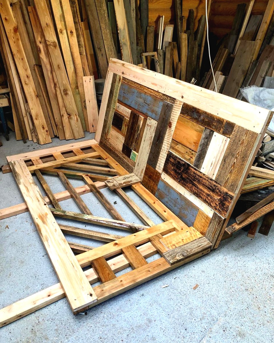 Оригинальные ворота из дерева - фото 7