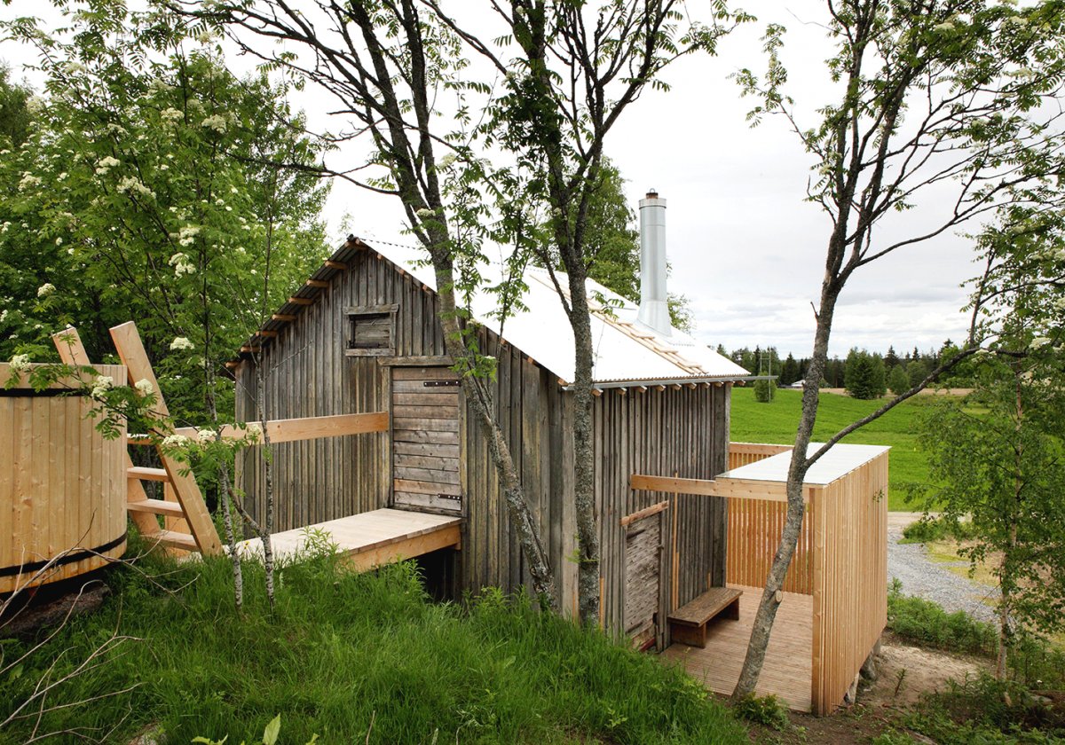 Оригинальная сауна построенная из сарая - фото 6