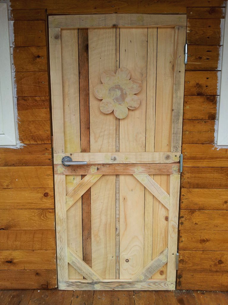 Игровой домик из поддонов - фото 14