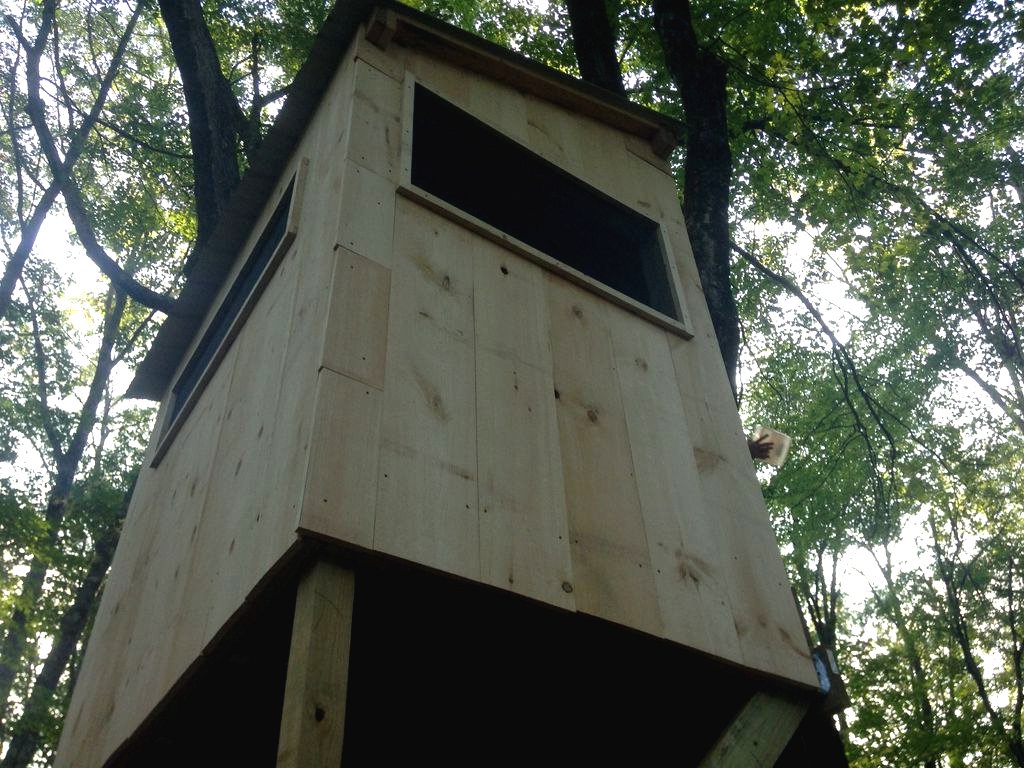 Многоуровневый домик на дереве для детей - фото 17