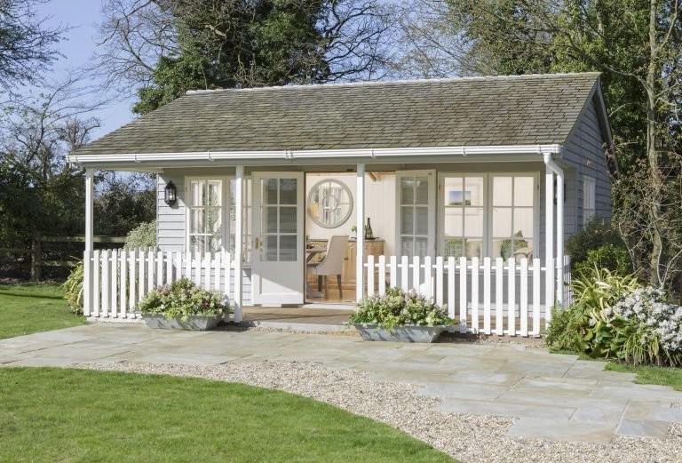 Небольшой дом с верандой - фото 3