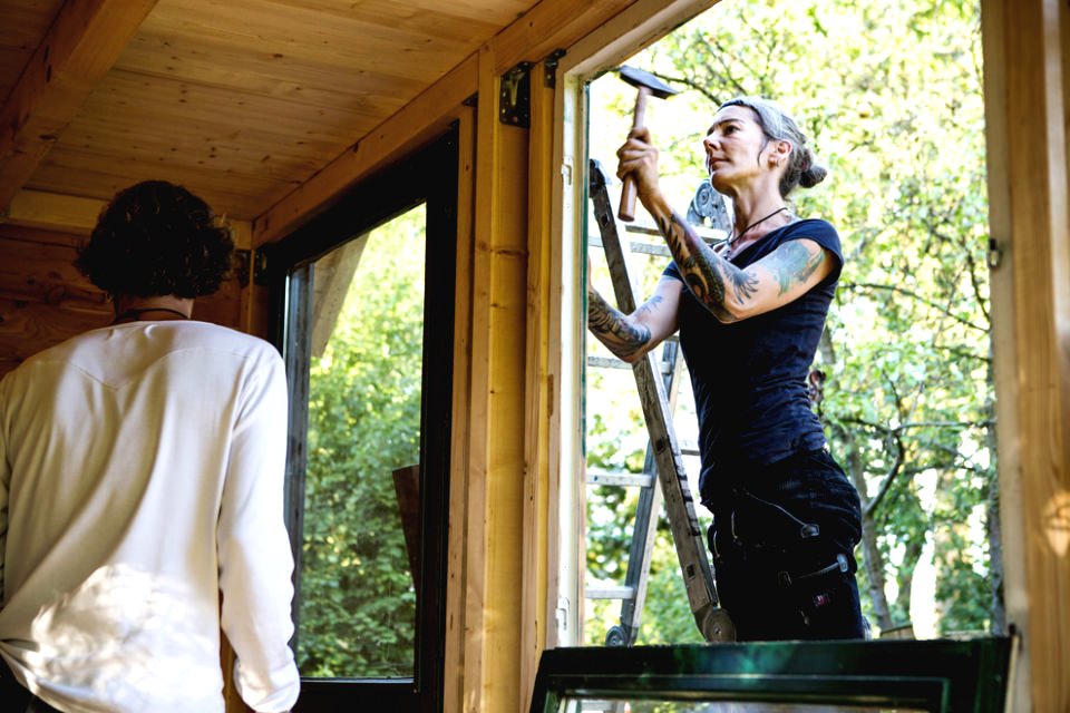 Необычный садовый домик - фото 4