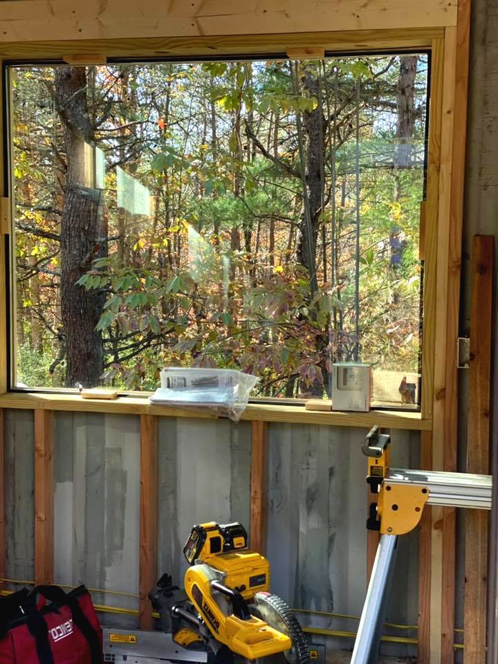 Интересный дом из морского контейнера - фото 13