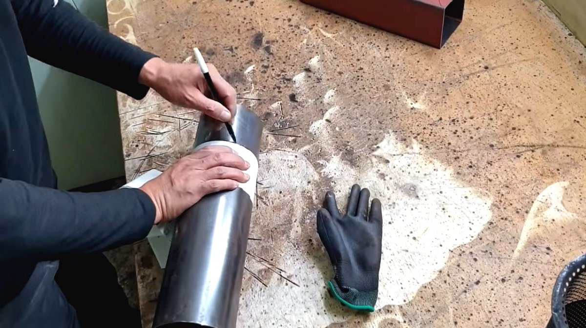 Небольшая печь с конфоркой и варочной плоскостью - фото 2