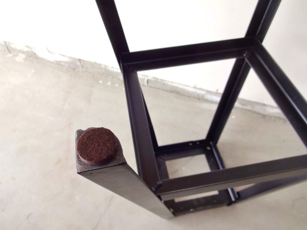 Простой высокий стул - фото 19