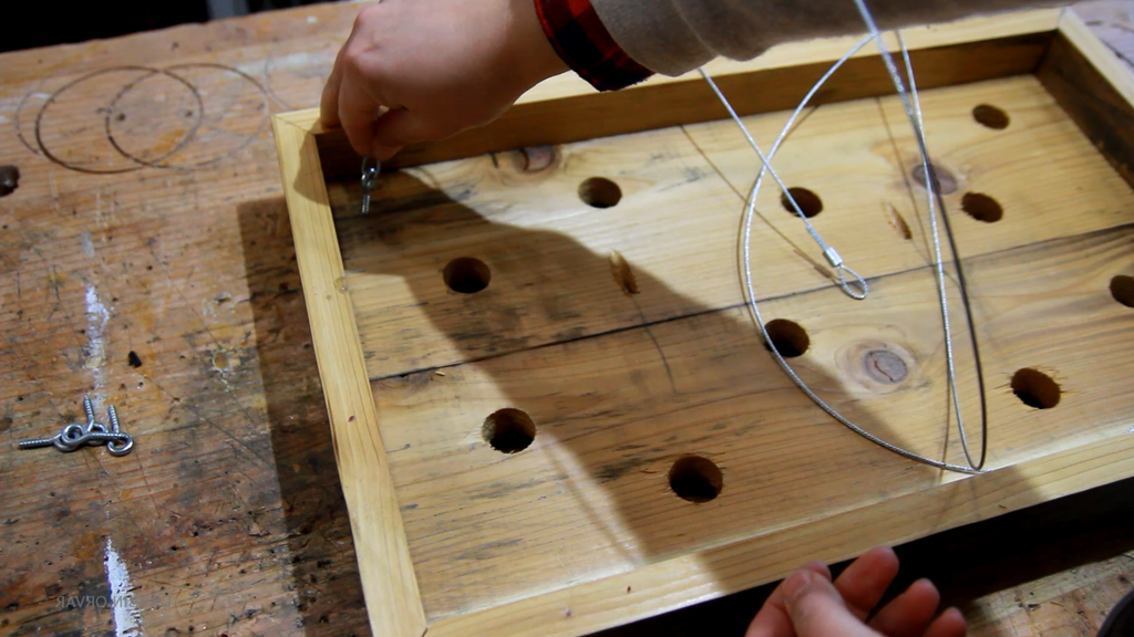 Люстра из дерева - фото 12