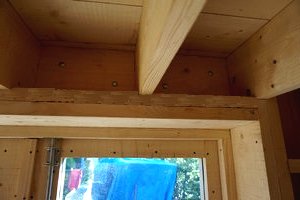 Оригинальная беседка из дерева - фото 12